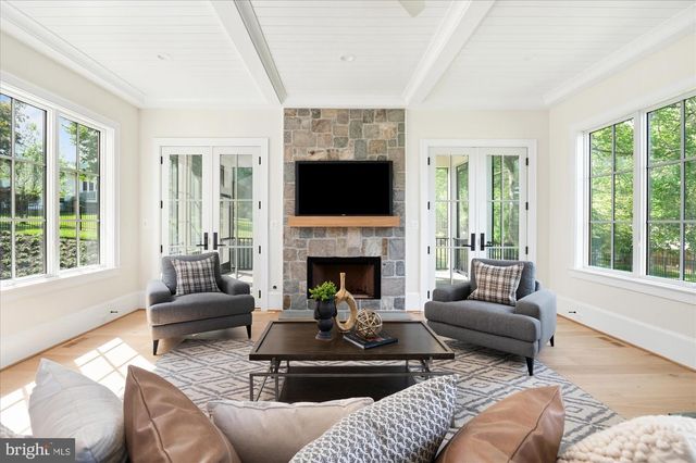 1800 MONZA RD, Mclean, VA 22101