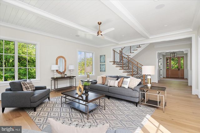 1800 MONZA RD, Mclean, VA 22101