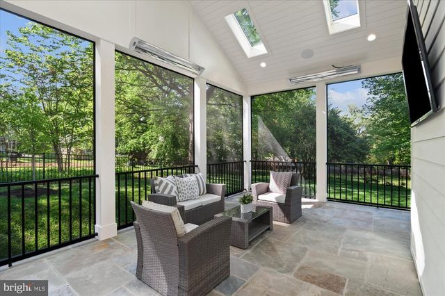 1800 MONZA RD, Mclean, VA 22101