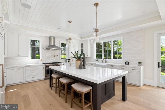 1800 MONZA RD, Mclean, VA 22101