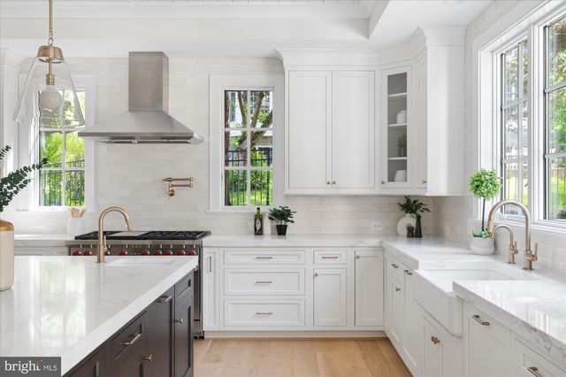 1800 MONZA RD, Mclean, VA 22101