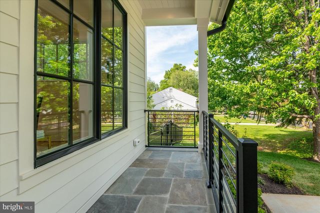 1800 MONZA RD, Mclean, VA 22101