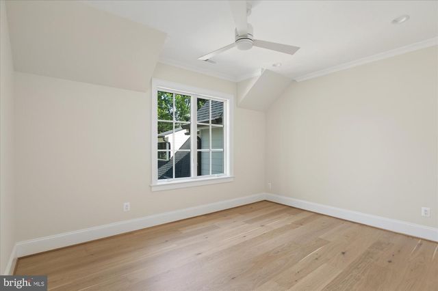 1800 MONZA RD, Mclean, VA 22101