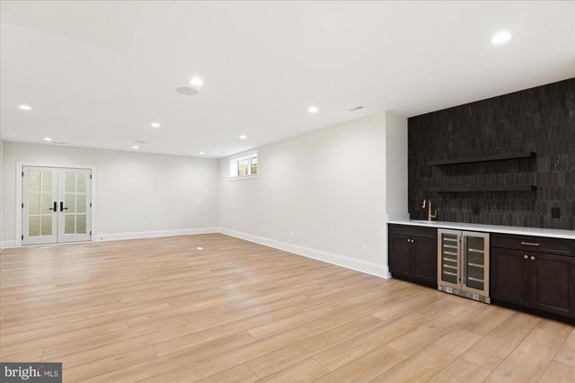 1800 MONZA RD, Mclean, VA 22101