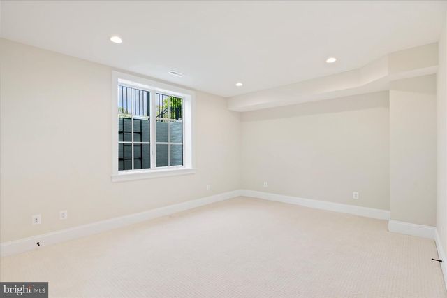 1800 MONZA RD, Mclean, VA 22101