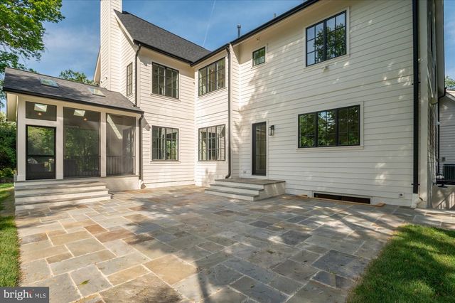 1800 MONZA RD, Mclean, VA 22101