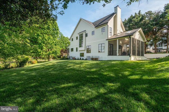 1800 MONZA RD, Mclean, VA 22101