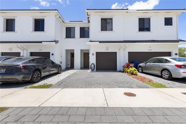 10972 SW 235th Ln, Homestead, FL 33032