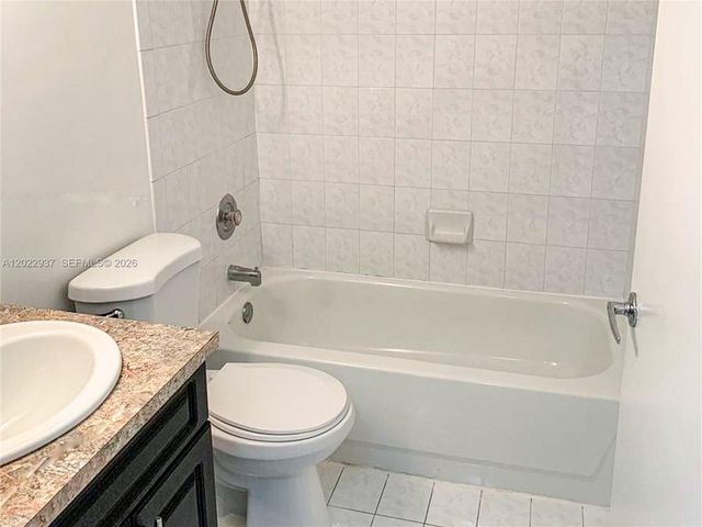 15355 SW 76th Ter 106, Miami, FL 33193