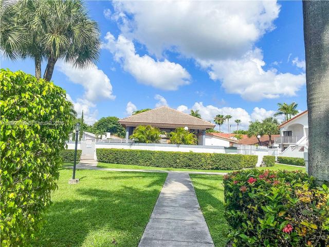15355 SW 76th Ter 106, Miami, FL 33193