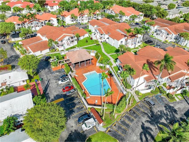 15355 SW 76th Ter 106, Miami, FL 33193