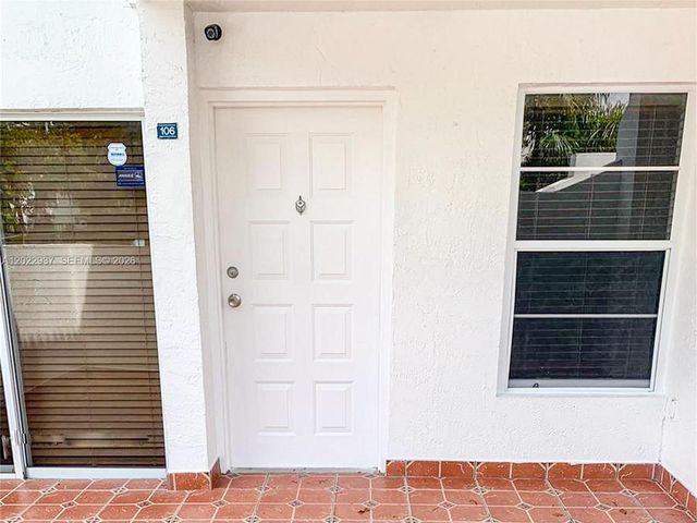 15355 SW 76th Ter 106, Miami, FL 33193