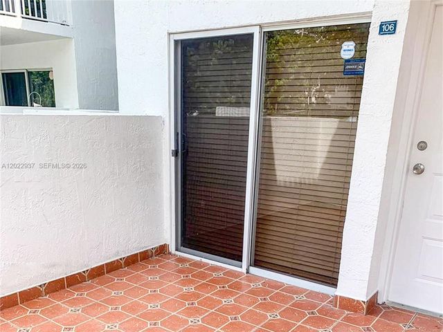 15355 SW 76th Ter 106, Miami, FL 33193