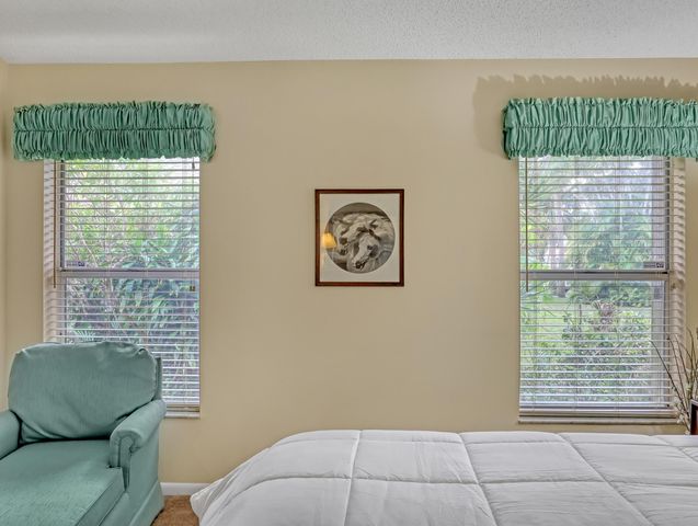712 Golf Court, Delray Beach, FL 33445