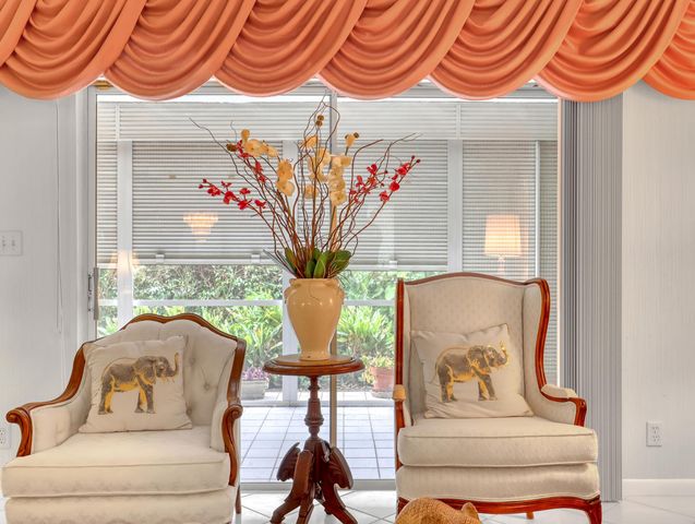 712 Golf Court, Delray Beach, FL 33445
