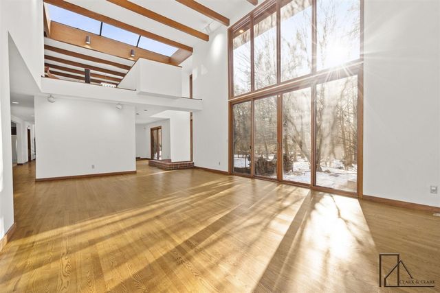 3920 Braeburn Drive, Norton Shores, MI 49441