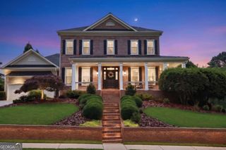 1072 Moores Walk Lane, Suwanee, GA 30024