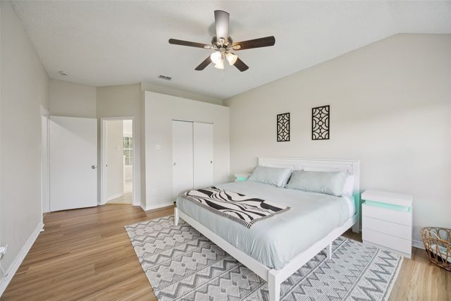 225 Pebblebrook Lane, Glenn Heights, TX 75154