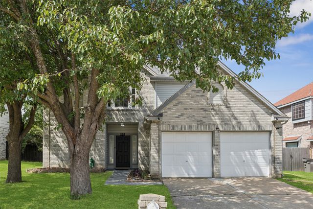 225 Pebblebrook Lane, Glenn Heights, TX 75154
