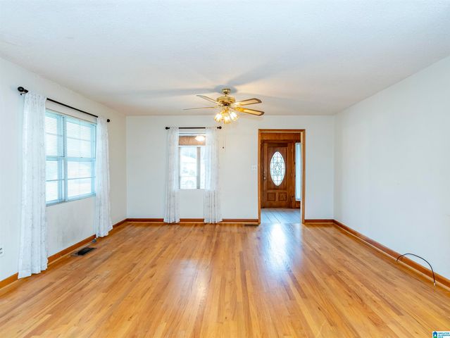 732 11TH STREET, Pleasant Grove, AL 35127