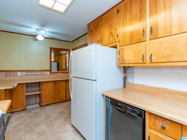732 11TH STREET, Pleasant Grove, AL 35127