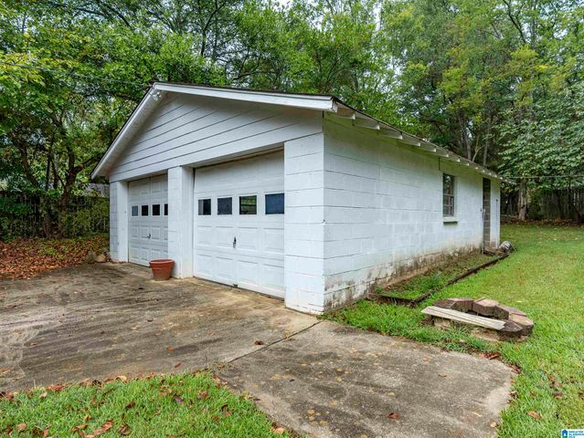 732 11TH STREET, Pleasant Grove, AL 35127