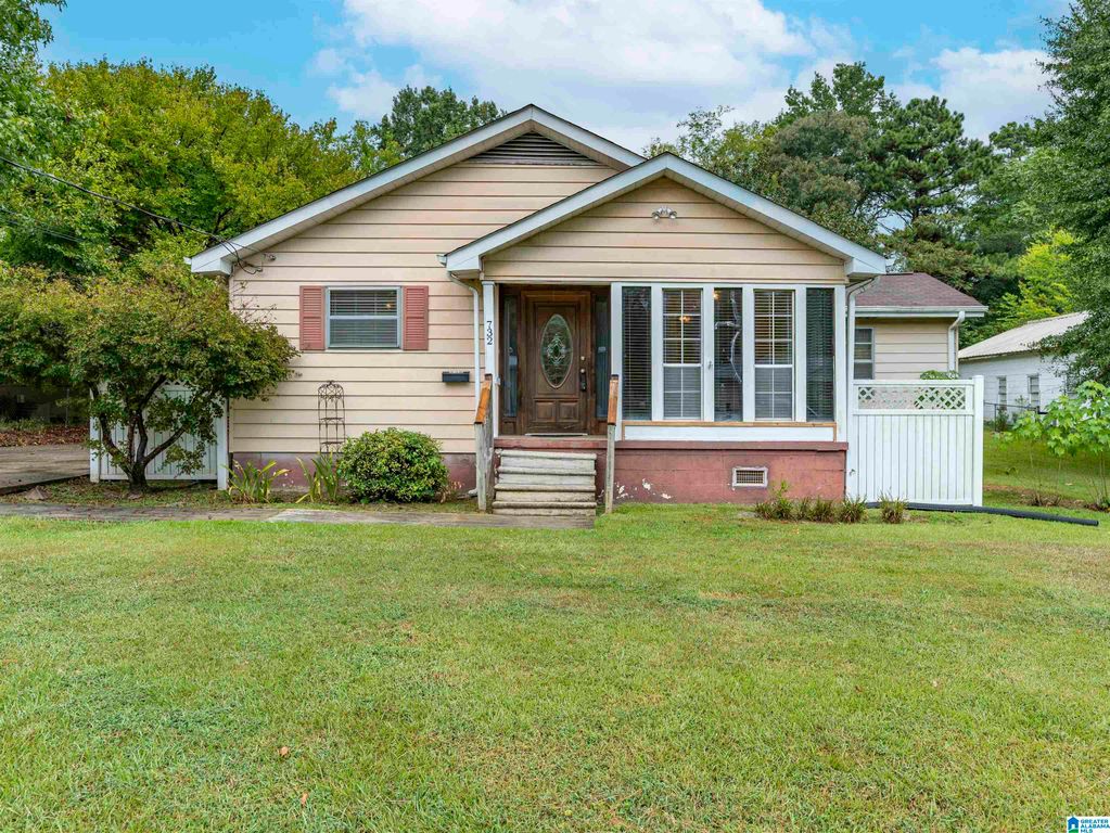 732 11TH STREET, Pleasant Grove, AL 35127