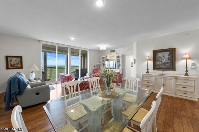 1001 Arbor Lake DR 904, Naples, FL 34110