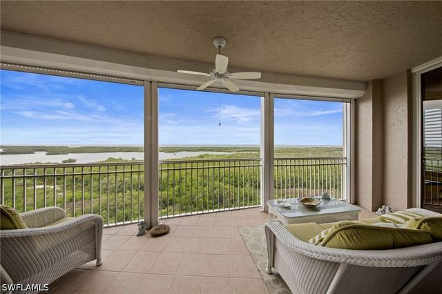 1001 Arbor Lake DR 904, Naples, FL 34110