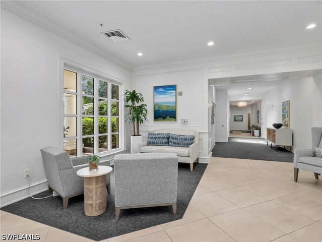 1001 Arbor Lake DR 904, Naples, FL 34110
