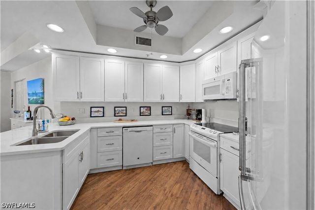 1001 Arbor Lake DR 904, Naples, FL 34110