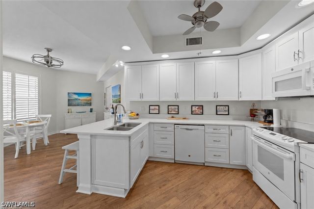 1001 Arbor Lake DR 904, Naples, FL 34110