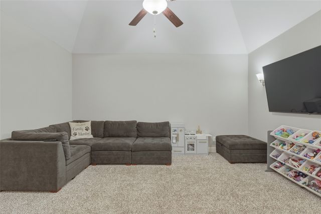 107 Willow Oak Drive, Krugerville, TX 76227