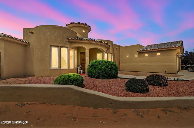 810 Banna Court, Las Cruces, NM 88005