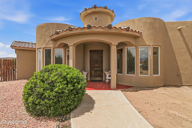 810 Banna Court, Las Cruces, NM 88005