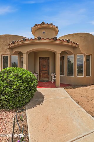 810 Banna Court, Las Cruces, NM 88005