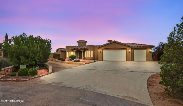 810 Banna Court, Las Cruces, NM 88005