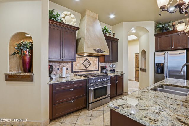 810 Banna Court, Las Cruces, NM 88005