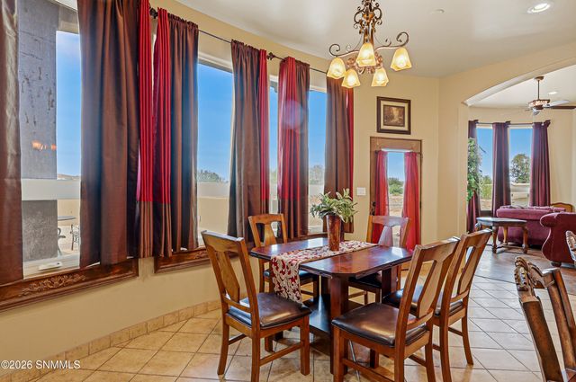 810 Banna Court, Las Cruces, NM 88005