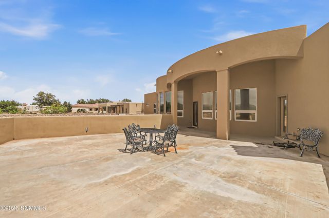 810 Banna Court, Las Cruces, NM 88005