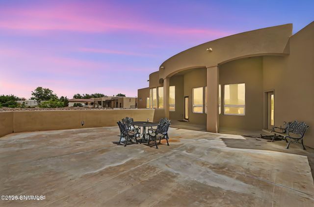 810 Banna Court, Las Cruces, NM 88005