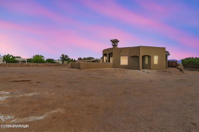 810 Banna Court, Las Cruces, NM 88005