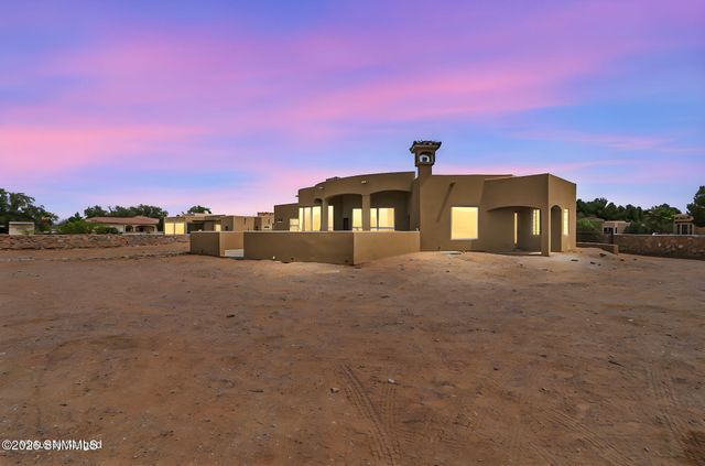 810 Banna Court, Las Cruces, NM 88005