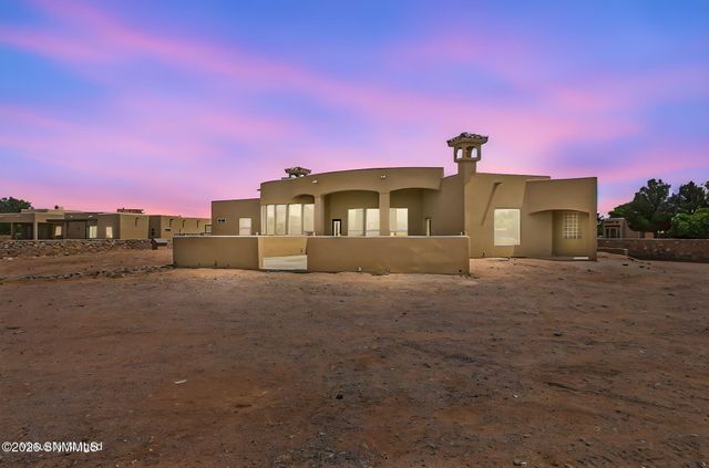 810 Banna Court, Las Cruces, NM 88005