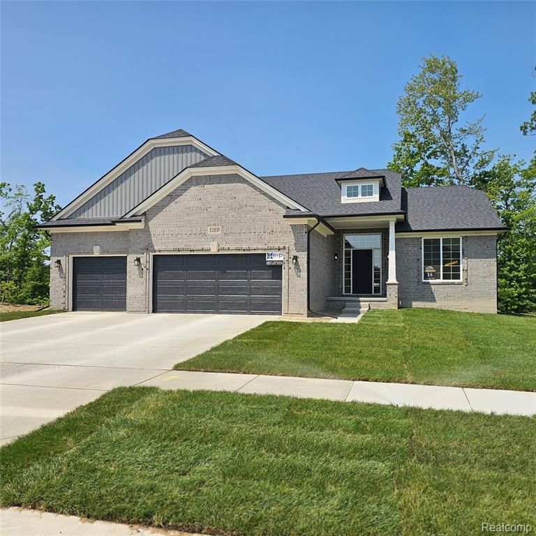 50691 Timberstone Drive, Macomb, MI 48042