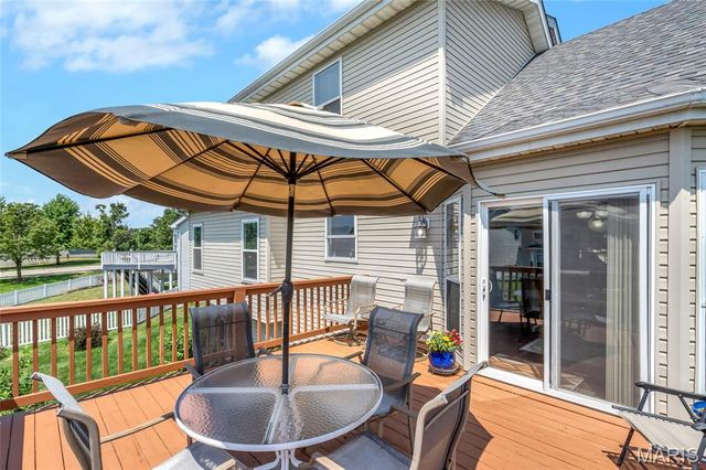 11 Towergate Court, Lake St Louis, MO 63367