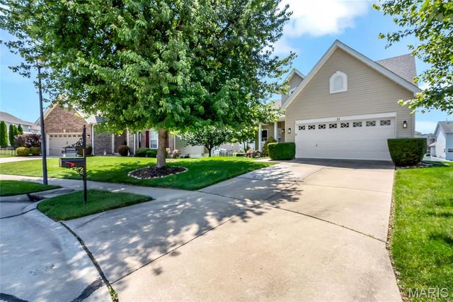11 Towergate Court, Lake St Louis, MO 63367