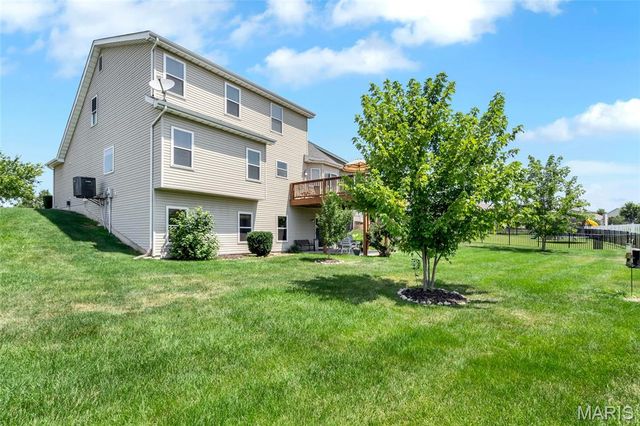 11 Towergate Court, Lake St Louis, MO 63367