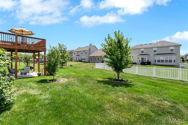 11 Towergate Court, Lake St Louis, MO 63367