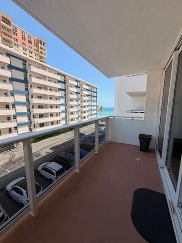 3140 S Ocean Drive 309, Hallandale Beach, FL 33009
